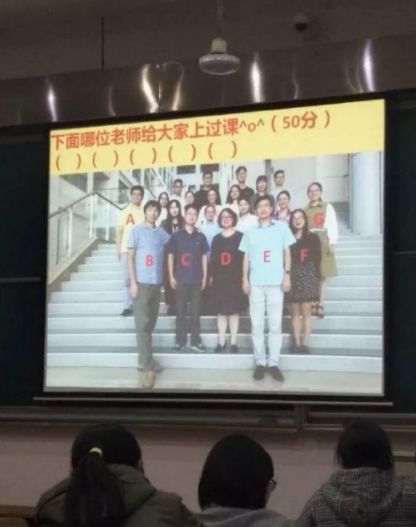新闻哥吐槽：小伙被骗6千账户多出10万 骗子：还我钱！
