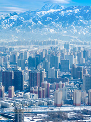 山中雪后