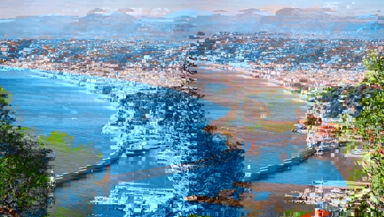 蔚蓝海岸