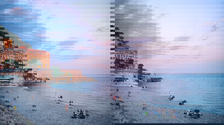 蔚蓝海岸