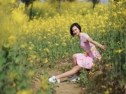 萌妹子：气质唯美的短发美丽，阳光更有魅力！