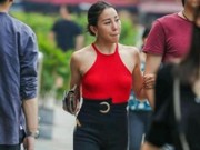 萌妹子：打底裤让身材比例更加完美，而且使你看上去更有女人味！