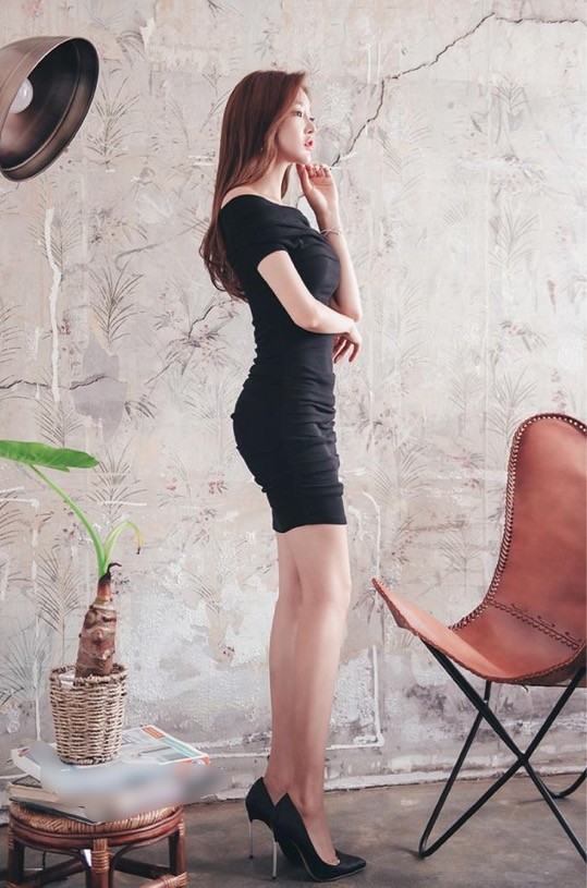 萌妹子：：春节里的这份冷艳美丽，也是迷人！