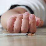 电视剧里死不瞑目、紧紧抓住仇人的情节，真的会发生吗？