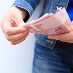 每张人民币安全线位置都不一样，难道是印错了……