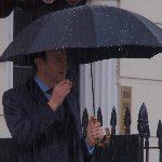 不仅是遮风避雨：挑选一把充满格调的雨伞（多图）