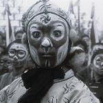 小事 · 头上流血，水中有电