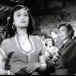 抓住那个漂亮女特务